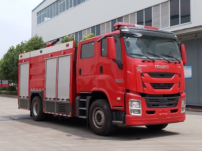 國(guó)六 9噸五十鈴單橋泡沫消防車